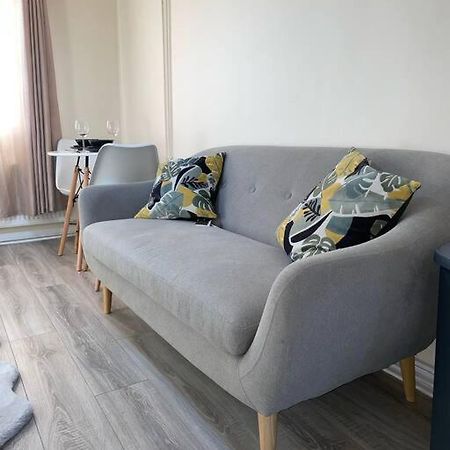 Modern 1 Bed Apartment In The City Centre Of Derby Zewnętrze zdjęcie